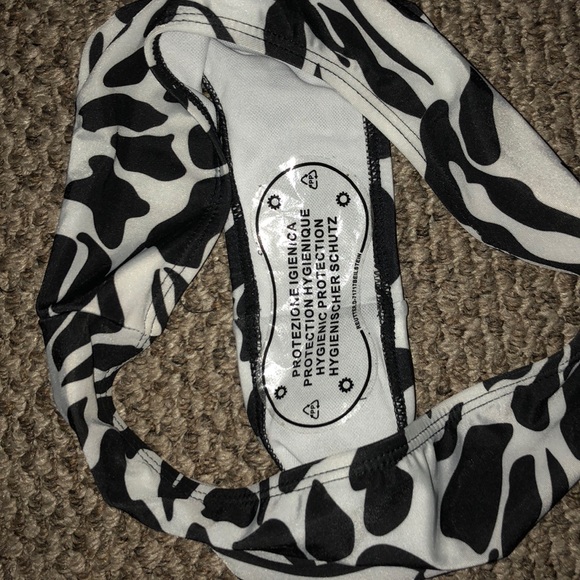 Bathing Suit Set - Picture 5 of 6